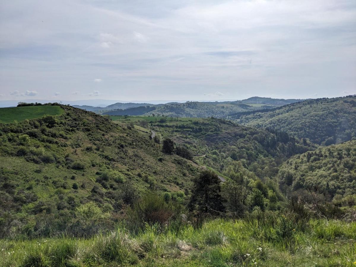 La Grange, Le Hameau Des Volcans - Deconnexion Face A La Vue Saint-Just-pres-Brioude Exterior foto