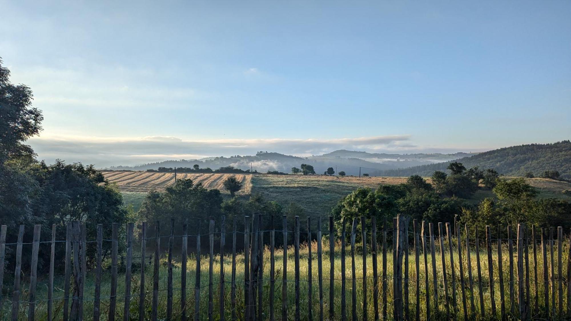 La Grange, Le Hameau Des Volcans - Deconnexion Face A La Vue Saint-Just-pres-Brioude Exterior foto